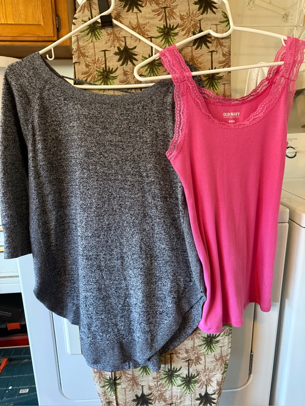 Lot of Express Cozy Gray Knit Oversized Long Top & Pink Old Navy Tank Top Size M